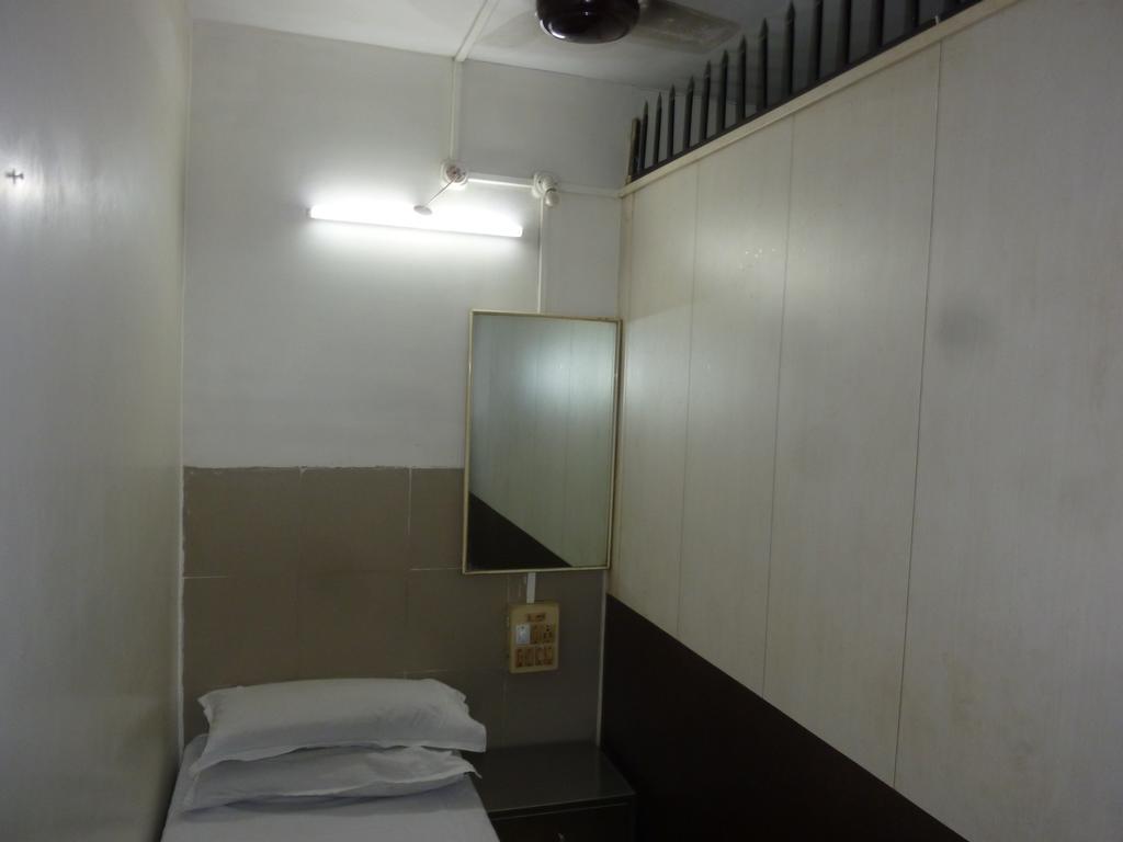 Yadgar Guest House Mumbai Exterior foto